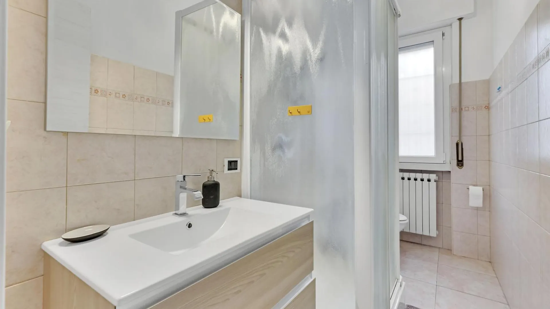La Corte Alle Porte Di Milano Paderno Dugnano 0*,  Italy