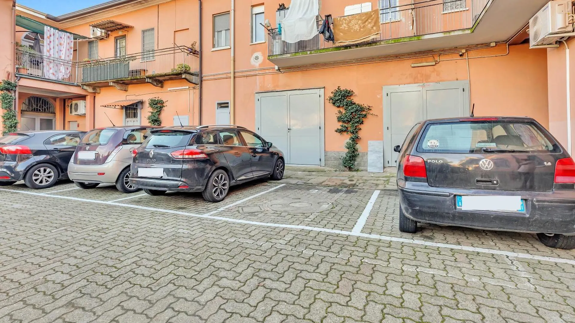 Apartment La Corte Alle Porte Di Milano Paderno Dugnano Italy